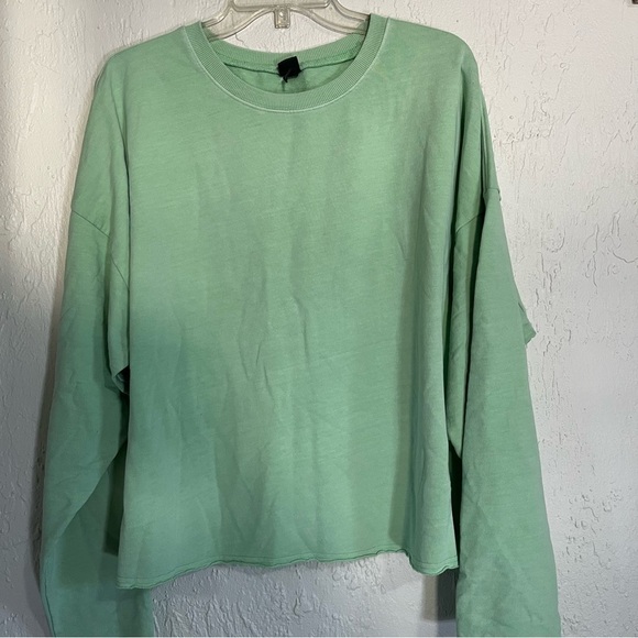 ⭐️ 3/$25 ⭐️ wild fable cropped sweatshirt size L - Picture 2 of 7